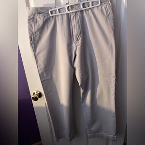 Nautica Men's Light Tan flat front Chinos. Size 34x30